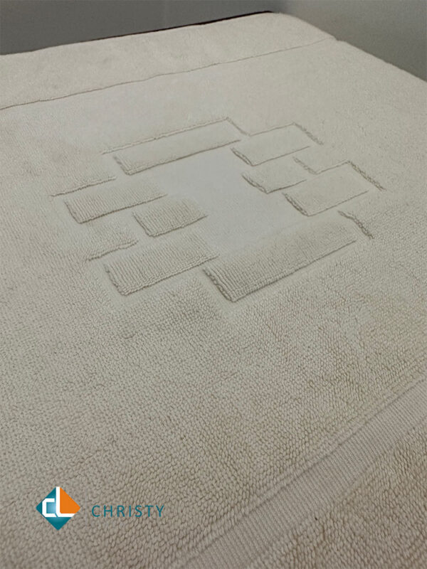 100% Cotton Cream Color Bath Mat